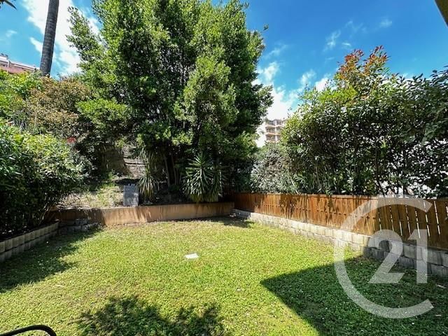 Appartement F2 à vendre - 2 pièces - 43,57 m2 - Grasse - 06 - PROVENCE-ALPES-COTE-D-AZUR