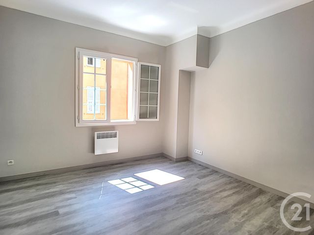 Appartement F2 à louer - 2 pièces - 44,42 m2 - Grasse - 06 - PROVENCE-ALPES-COTE-D-AZUR