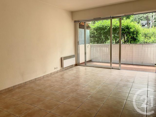 Appartement F1 à louer - 1 pièce - 29,35 m2 - Grasse - 06 - PROVENCE-ALPES-COTE-D-AZUR