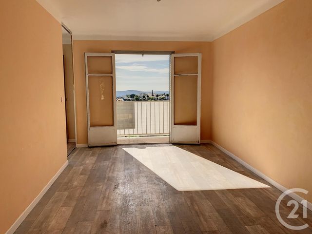 Appartement à louer - 4 pièces - 65,03 m2 - Grasse - 06 - PROVENCE-ALPES-COTE-D-AZUR